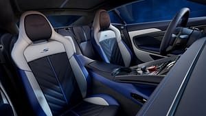 6 Aston Martin DB12 S_19