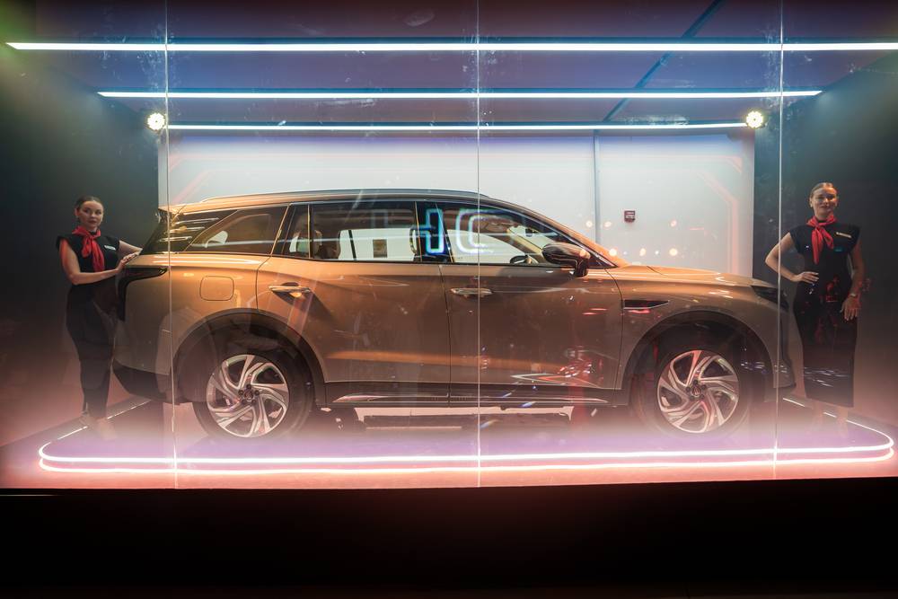 3 Hongqi__012_19.03.2025