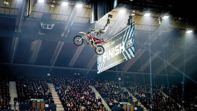 3 AX WEMBLEY 24_SOCIAL-305