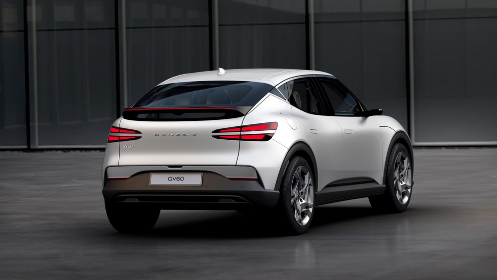 15. 210916 GV60 이미지